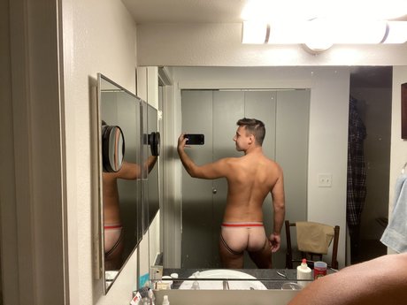 Nacktes geleaktes OnlyFans-Foto von Blae