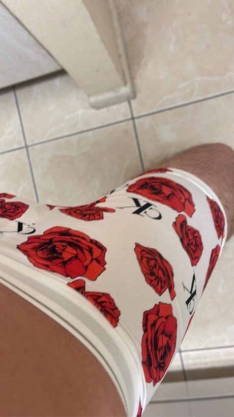 Nacktes geleaktes OnlyFans-Foto von Sexynmasc