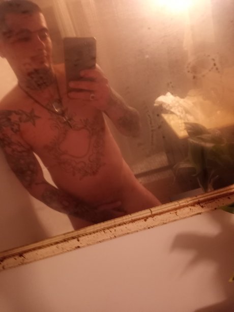 Nacktes geleaktes OnlyFans-Foto von Dillon Lee