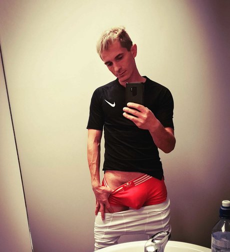 Nacktes geleaktes OnlyFans-Foto von Onlymegayhot