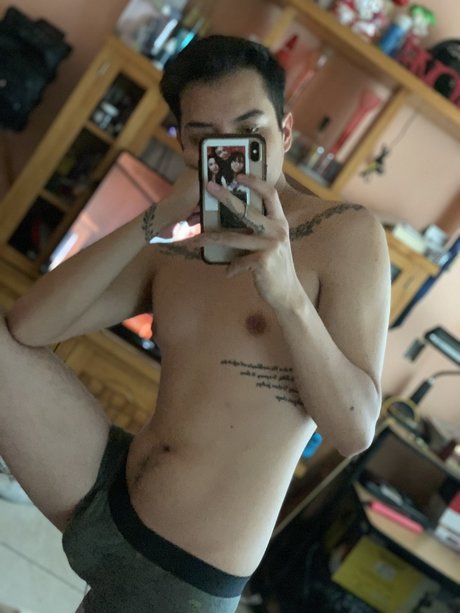 Nacktes geleaktes OnlyFans-Foto von Omar