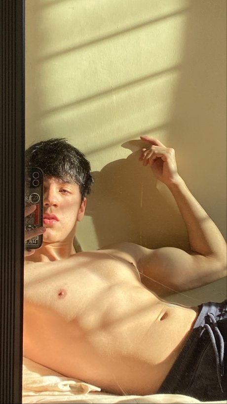 Nacktes geleaktes OnlyFans-Foto von Abe