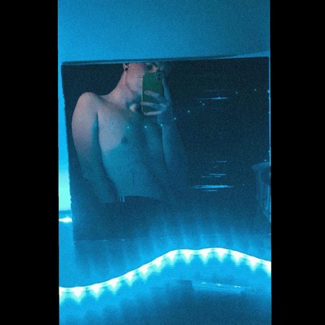 Nacktes geleaktes OnlyFans-Foto von Christian