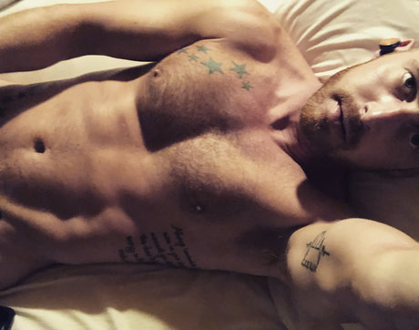 Nacktes geleaktes OnlyFans-Foto von Aidan Anthony