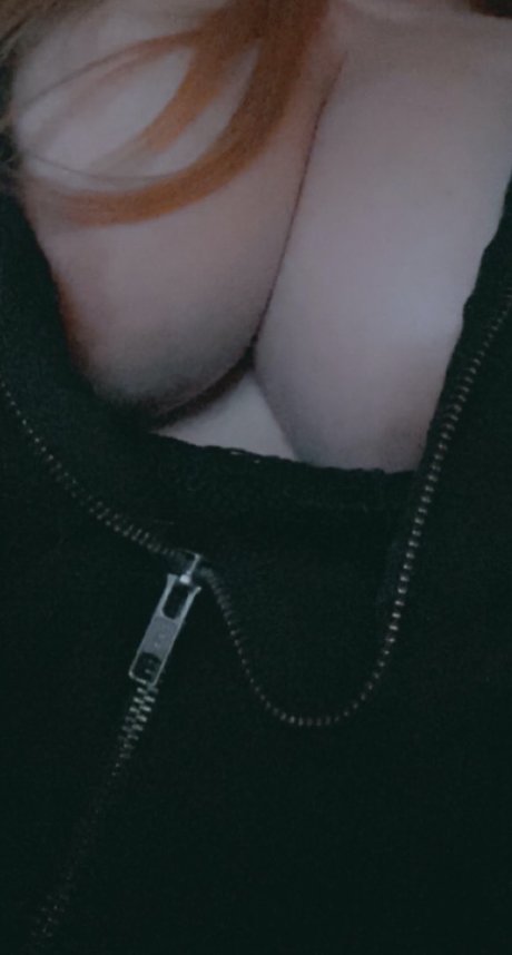 Nacktes geleaktes OnlyFans-Foto von Abby Nicole