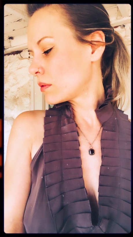 Nacktes geleaktes OnlyFans-Foto von Lady J