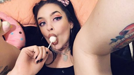 Nacktes geleaktes OnlyFans-Foto von Olivia