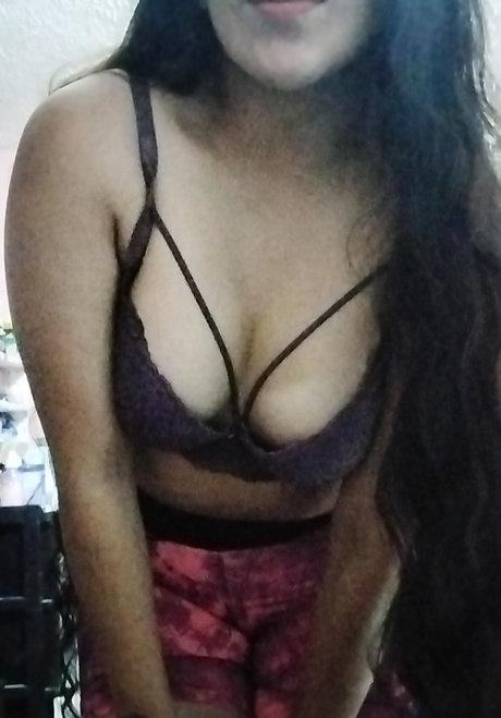 Nacktes geleaktes OnlyFans-Foto von Alexandra