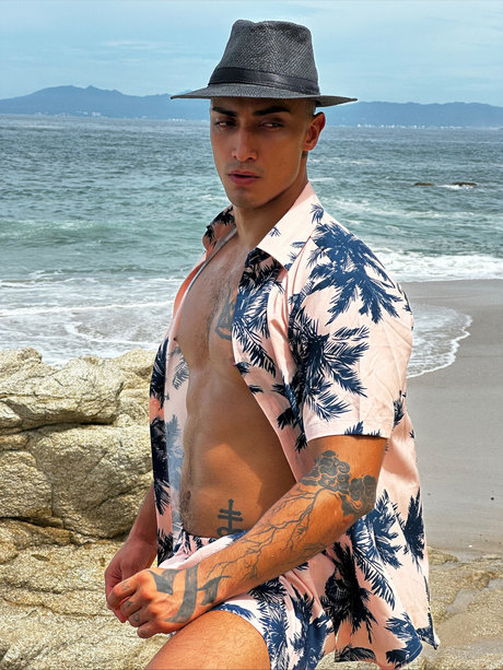 Nacktes geleaktes OnlyFans-Foto von Juan Pablo King