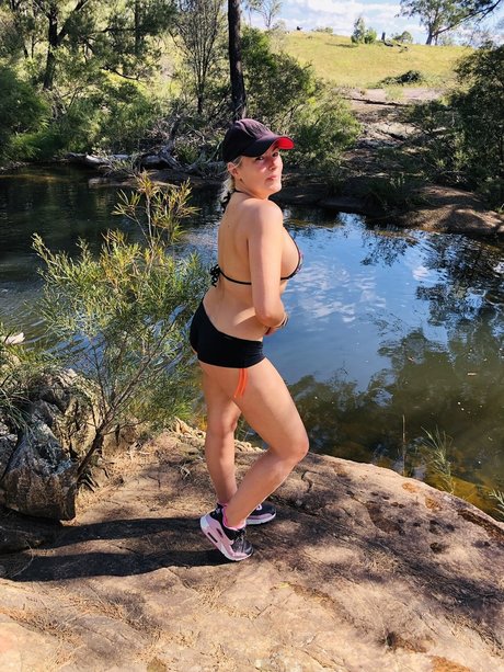 Nacktes geleaktes OnlyFans-Foto von Ozmissykj 