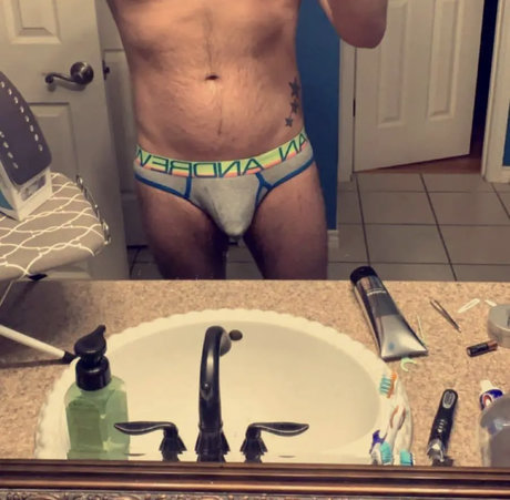 Justin Hughes