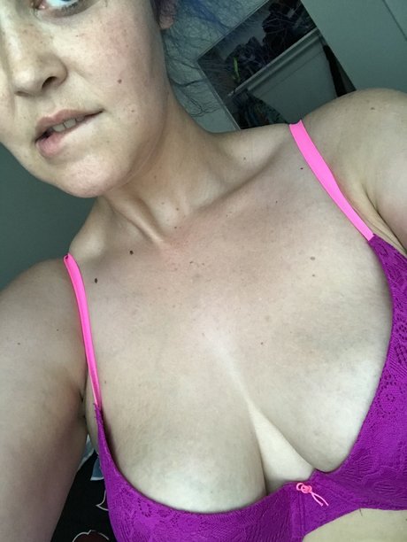 Nacktes geleaktes OnlyFans-Foto von Otakuhar