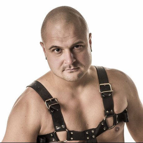 Nacktes geleaktes OnlyFans-Foto von Geno Oak