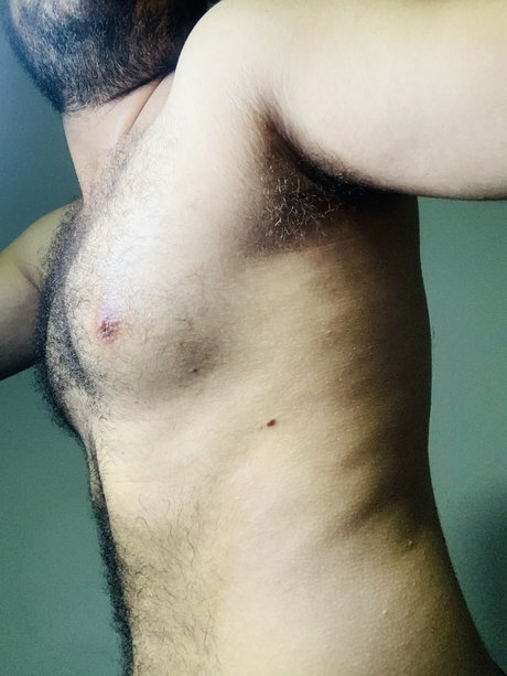 Nacktes geleaktes OnlyFans-Foto von Oso Peludo