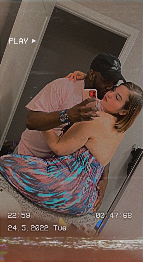 Nacktes geleaktes OnlyFans-Foto von Alexandria Davis