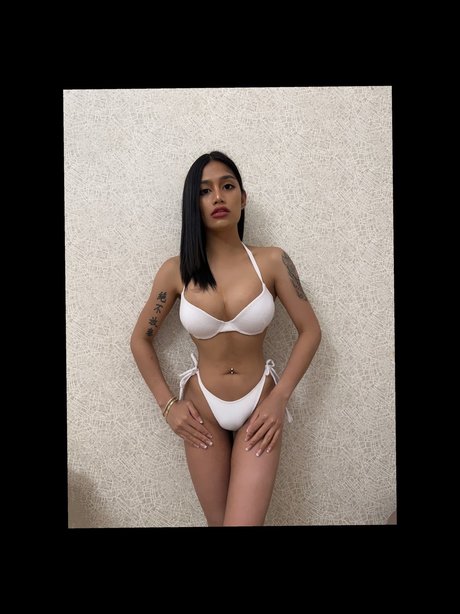 Nacktes geleaktes OnlyFans-Foto von Akita