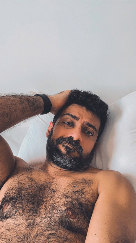 Nacktes geleaktes OnlyFans-Foto von Ajer
