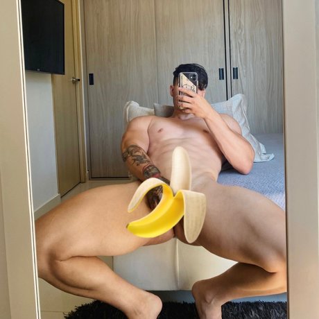 Nacktes geleaktes OnlyFans-Foto von Abraham