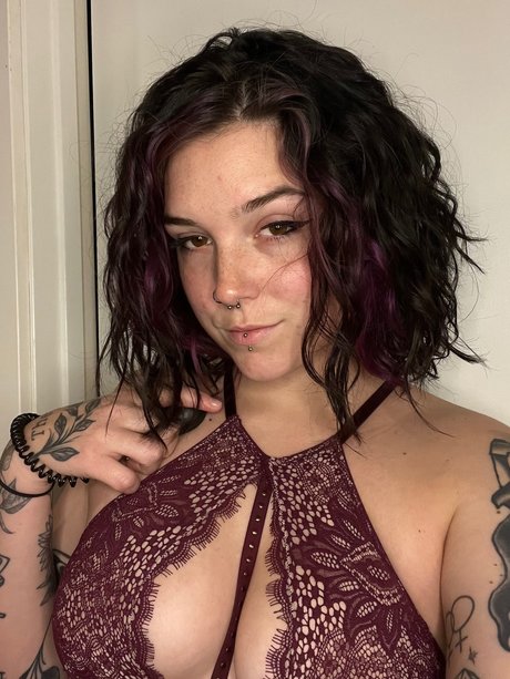 Nacktes geleaktes OnlyFans-Foto von Alpha Josey 