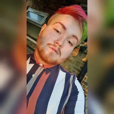 Nacktes geleaktes OnlyFans-Foto von Adamgeoffery