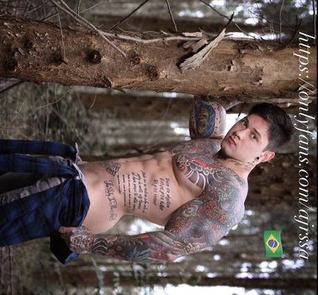 Nacktes geleaktes OnlyFans-Foto von Ajrssa Photos And Videos Daily 