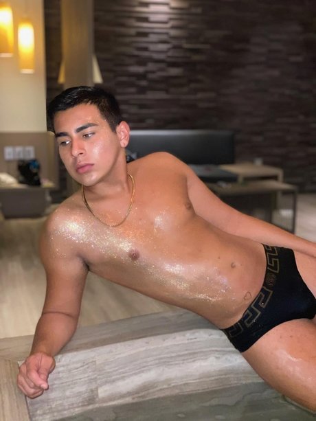 Nacktes geleaktes OnlyFans-Foto von Alejo Nando