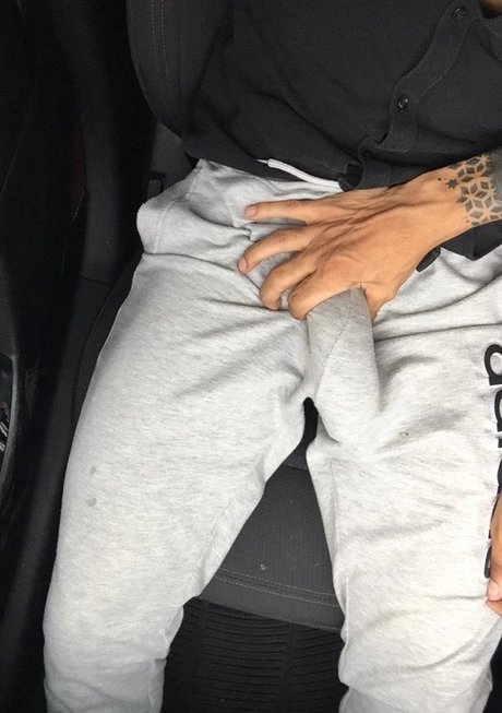 Nacktes geleaktes OnlyFans-Foto von 10xxxraul