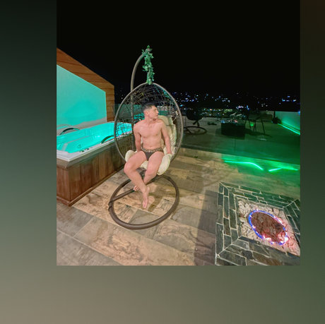 Nacktes geleaktes OnlyFans-Foto von Ja Florwer