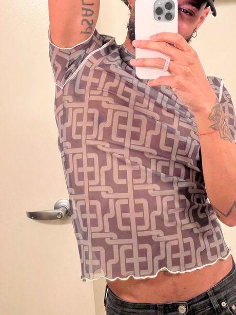 Nacktes geleaktes OnlyFans-Foto von A Keptsecret