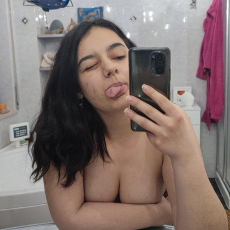 Nacktes geleaktes OnlyFans-Foto von Topia