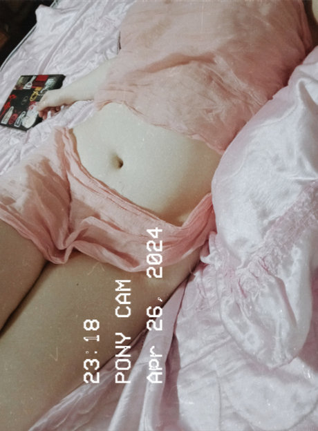 Nacktes geleaktes OnlyFans-Foto von Pauchi
