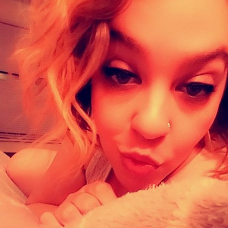 Nacktes geleaktes OnlyFans-Foto von Sasha