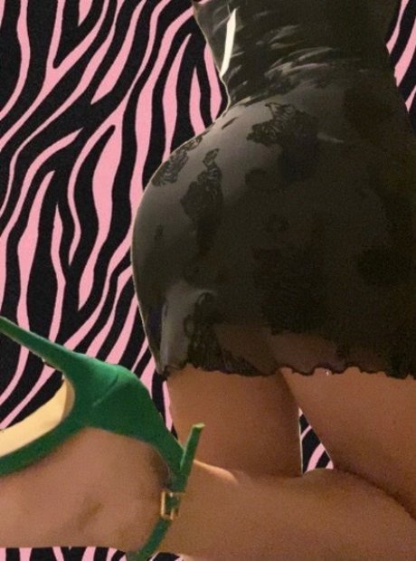 Nacktes geleaktes OnlyFans-Foto von Paradisepetite