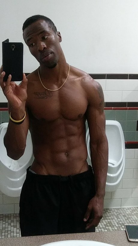 Nacktes geleaktes OnlyFans-Foto von Dleebuckeye
