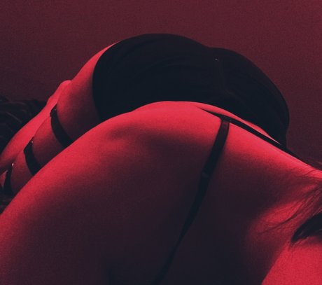 Nacktes geleaktes OnlyFans-Foto von Panini Pixi