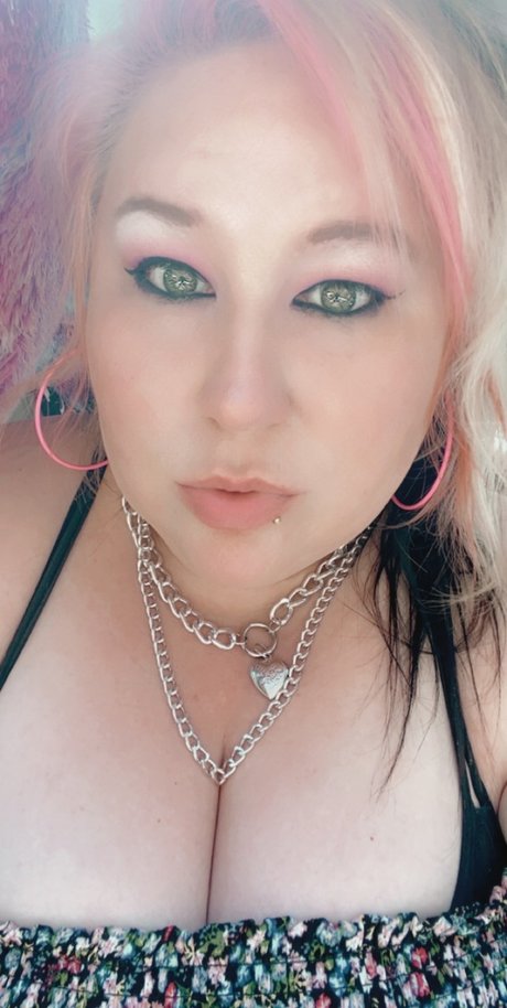 Nacktes geleaktes OnlyFans-Foto von Amanda