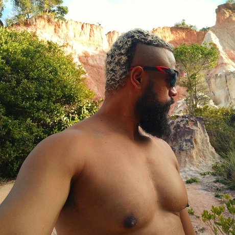 Nacktes geleaktes OnlyFans-Foto von Lazzaro