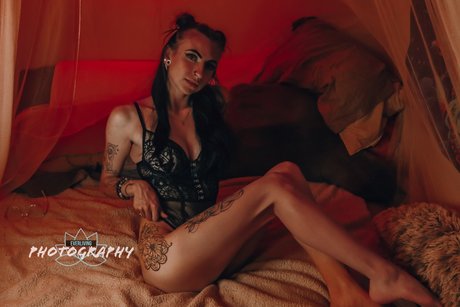 Nacktes geleaktes OnlyFans-Foto von Peng 