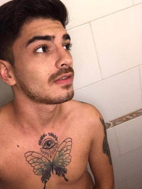 Nacktes geleaktes OnlyFans-Foto von Dragoncitolat
