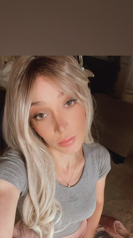 Nacktes geleaktes OnlyFans-Foto von Pearl Vixxen