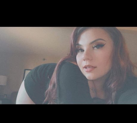 Nacktes geleaktes OnlyFans-Foto von Pawg