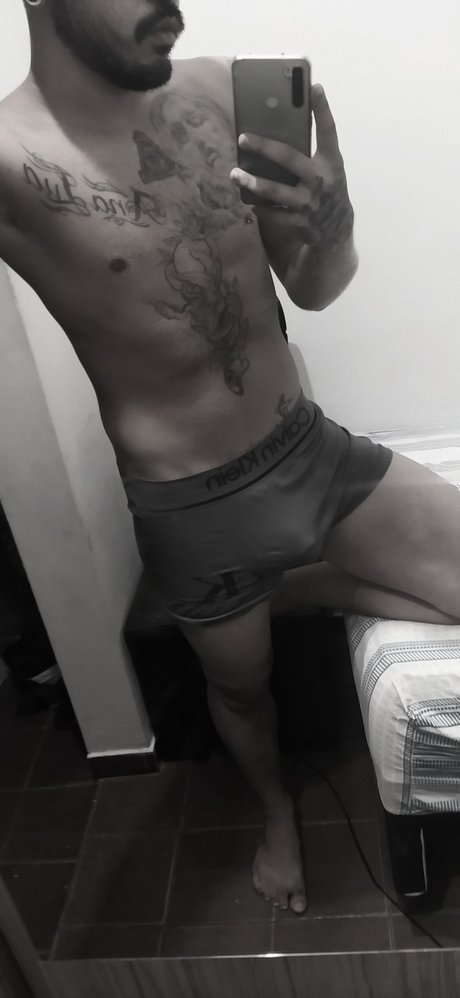 Nacktes geleaktes OnlyFans-Foto von Paulo Vitor