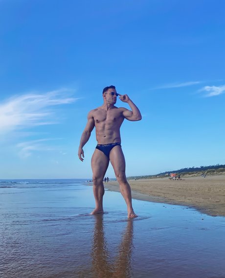 Nacktes geleaktes OnlyFans-Foto von Paulo Jr