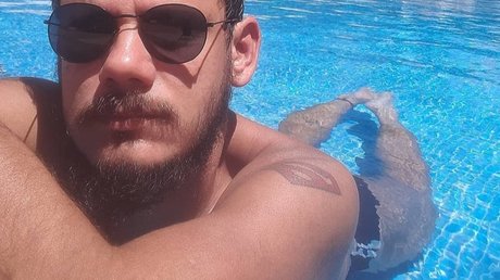 Nacktes geleaktes OnlyFans-Foto von Paulo Hao