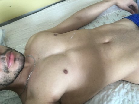 Nacktes geleaktes OnlyFans-Foto von Paulo