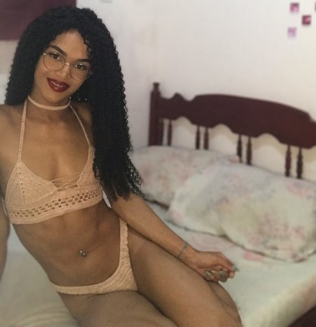 Nacktes geleaktes OnlyFans-Foto von Paola Eduarda