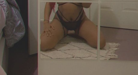 Nacktes geleaktes OnlyFans-Foto von Cherry