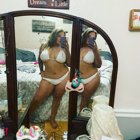 Nacktes geleaktes OnlyFans-Foto von Pink Sex Kitten 