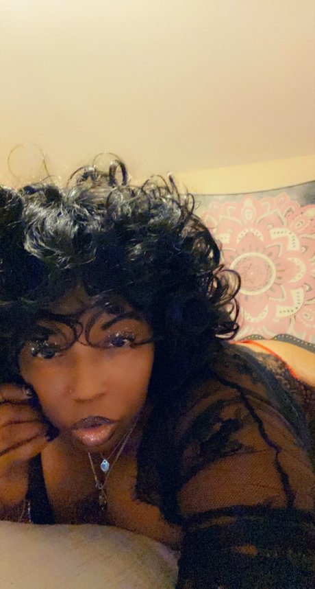 Nacktes geleaktes OnlyFans-Foto von Butterfly Kisses