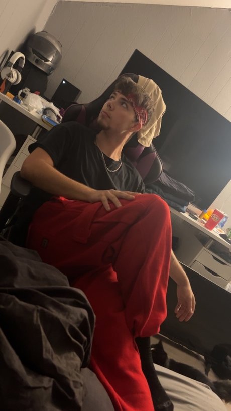 Nacktes geleaktes OnlyFans-Foto von Daddyjared
